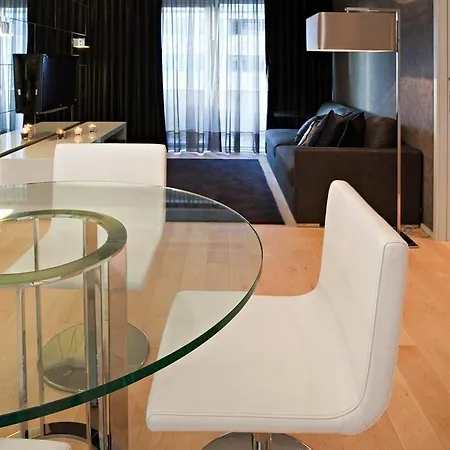 Serviced Boavista Palace * Porto