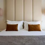 公寓 博阿维斯塔宫殿服务式公寓酒店 *