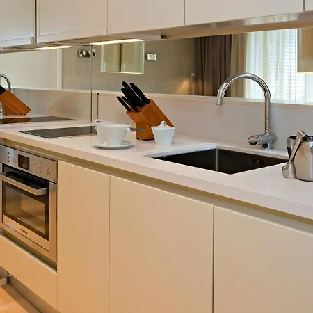 Serviced Boavista Palace Appartement