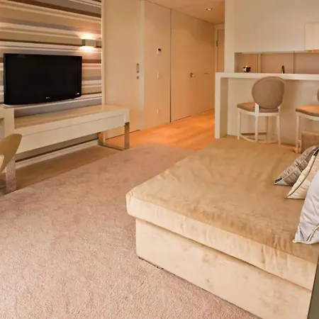 Serviced Boavista Palace * Porto