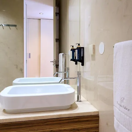 Serviced Boavista Palace * Porto